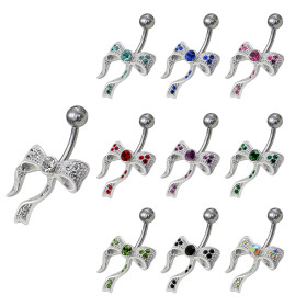 Piercing nombril motif...