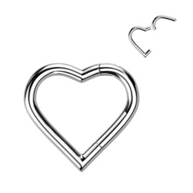 Piercing anneau en titane forme cœur