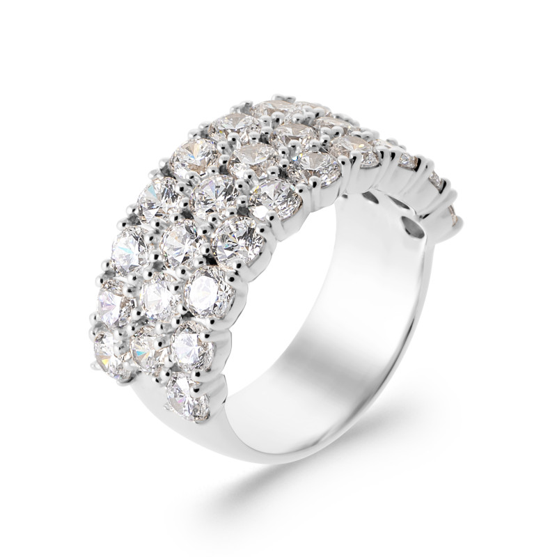 Bague en argent épaisse sertie de CZ griffé