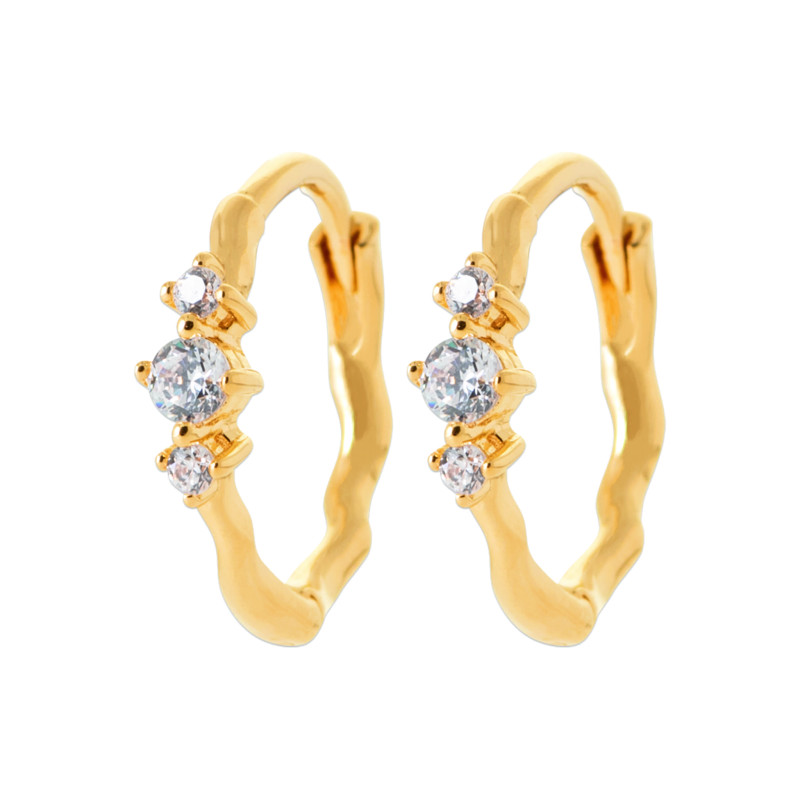 Boucles d'oreilles créoles ondulées en plaqué or avec trois zircons