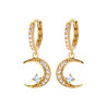 Boucles d'Oreilles en Plaqué Or avec Pendentifs Lune et Zircon