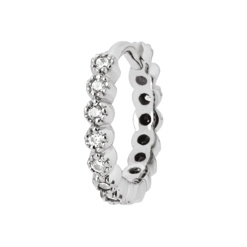 Créoles scintillantes en argent 925 avec pavé de zircons - Luxe et Élégance - Vendue à l'unité Créoles scintillantes en argent 925 avec pavé de zircons - Luxe et Élégance - Vendue à l'unité