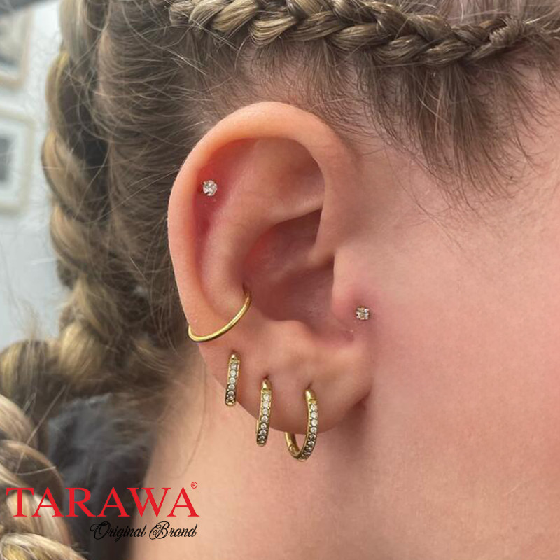 Composition d'oreille doré