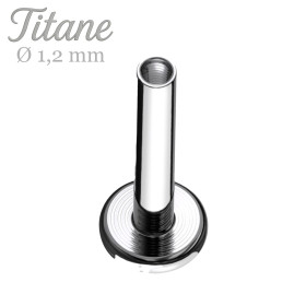 Barre labret en titane...