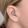 Piercing anneau Titane Argenté avec Détails Soleil et Strass Brillants