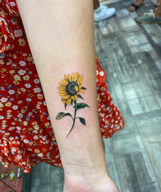 tatouage tournesol couleur