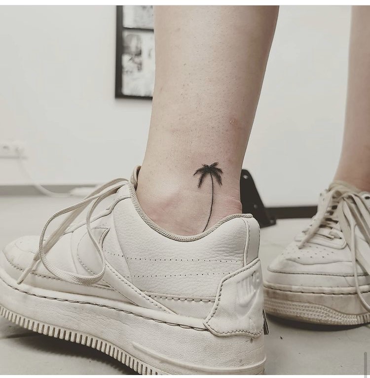 Tattoo Tarawa Lost-Créa Vias mini tattoo palmier