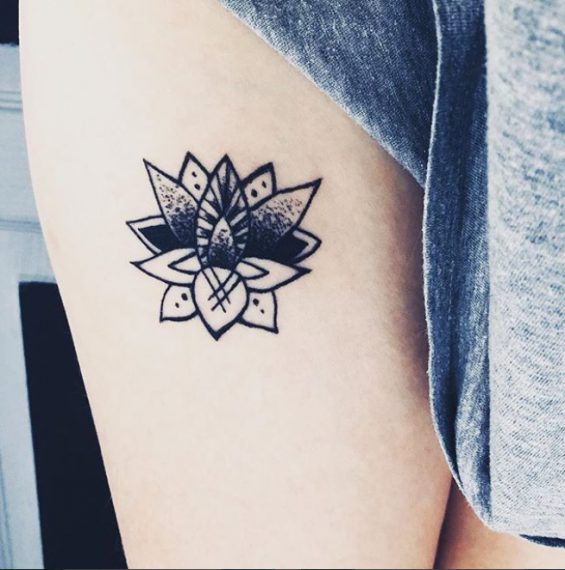tatouage lotus mandala Tattoo Tarawa Cap d'Agde