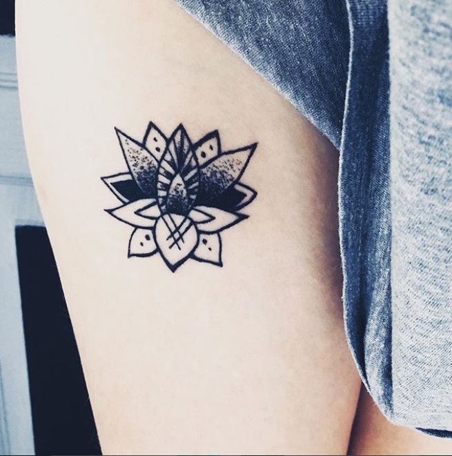 tatouage lotus mandala Tattoo Tarawa Cap d'Agde