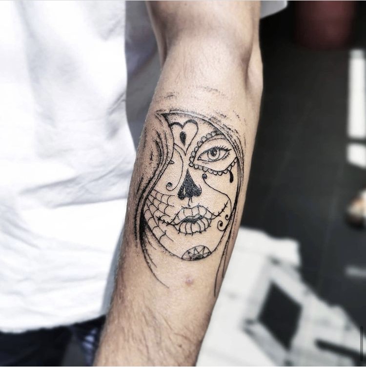 tattoo bras visage catarina Tattoo Tarawa vias Lost-créa