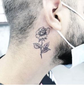 tattoo rose cou pour homme Tattoo Tarawa vias Lost-créa