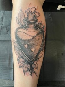 Tatouage coeur elixir par Hajon-ink Tarawa Cap d'Agde