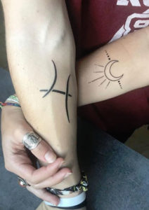 Tatouage couple réalisé par Cavezza tarawa Cap d'Agde