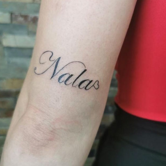 Tatouage prénom Nala par Saumon-cru Tarawa Cap d'Agde